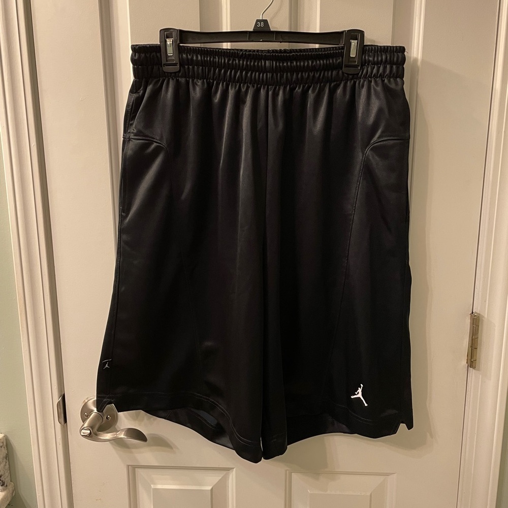 Men’s Jordan shorts size large